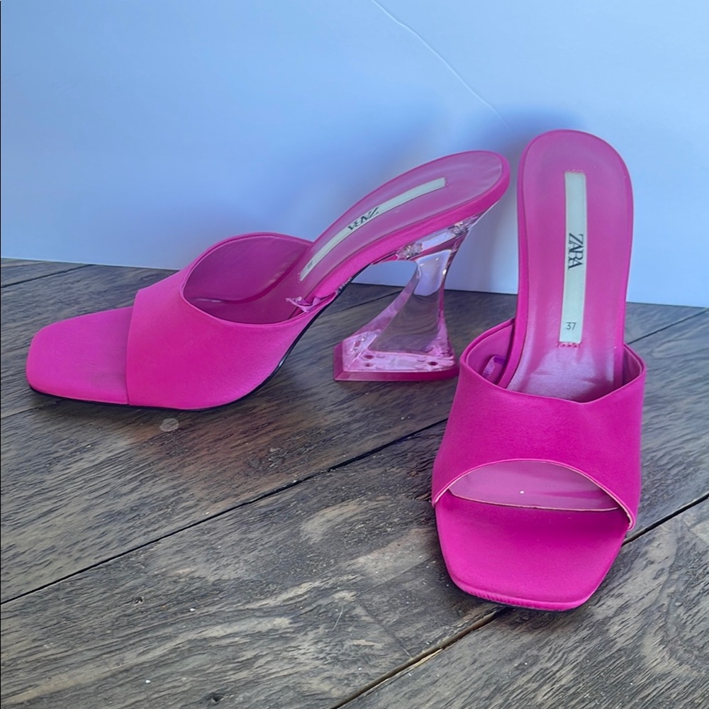 Zara Pink Stiletto Heels Sleek Design